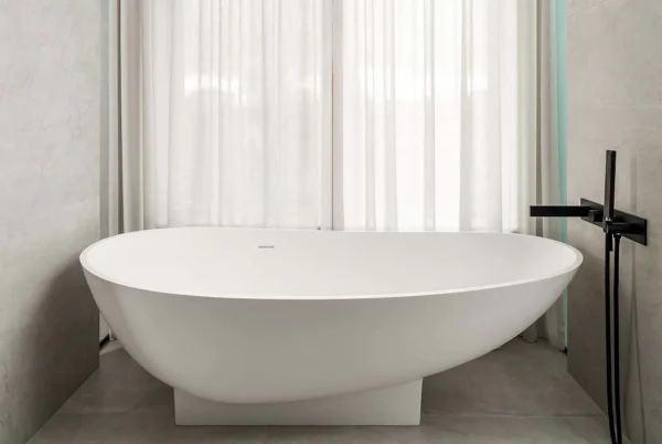 Bath Tub